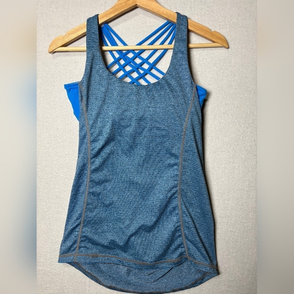 NWT Blue-Gray Strappy Athletic Tank Top Open Back With Built In ..size:8